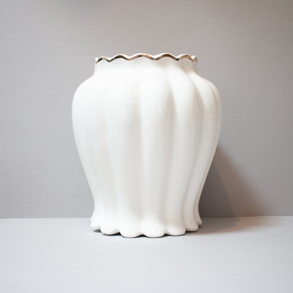 White Gaea Vase